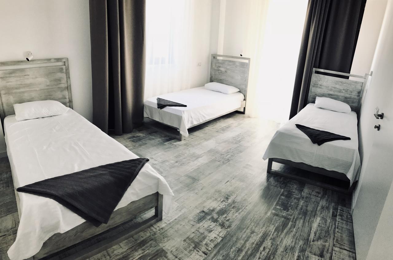City Center Apartments By Happy Place Tbilisi Exteriör bild