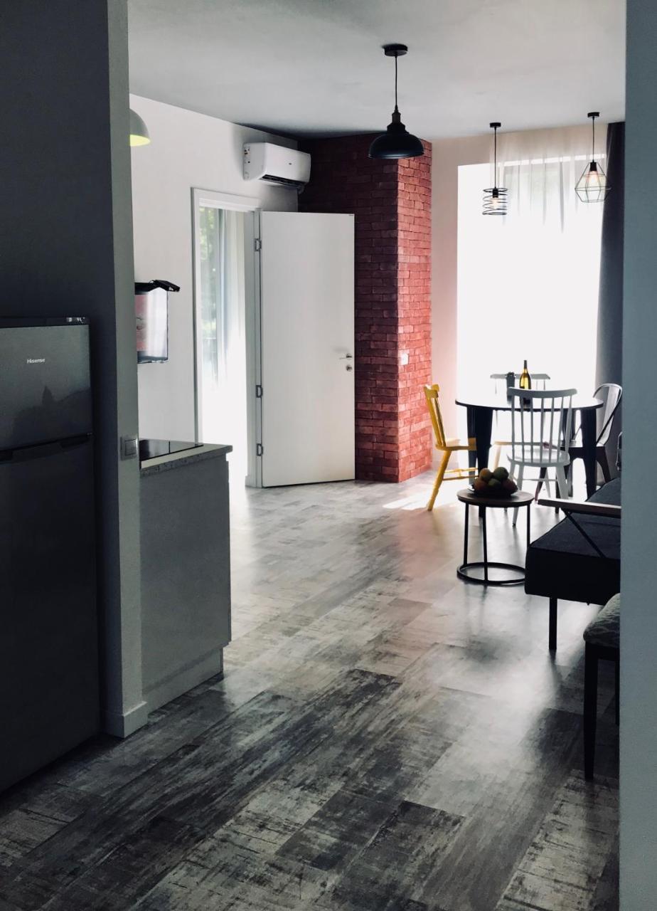 City Center Apartments By Happy Place Tbilisi Exteriör bild