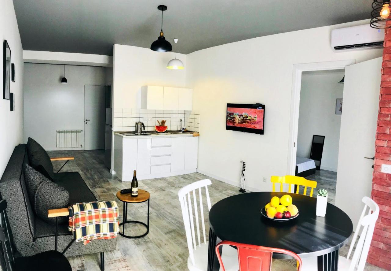 City Center Apartments By Happy Place Tbilisi Exteriör bild