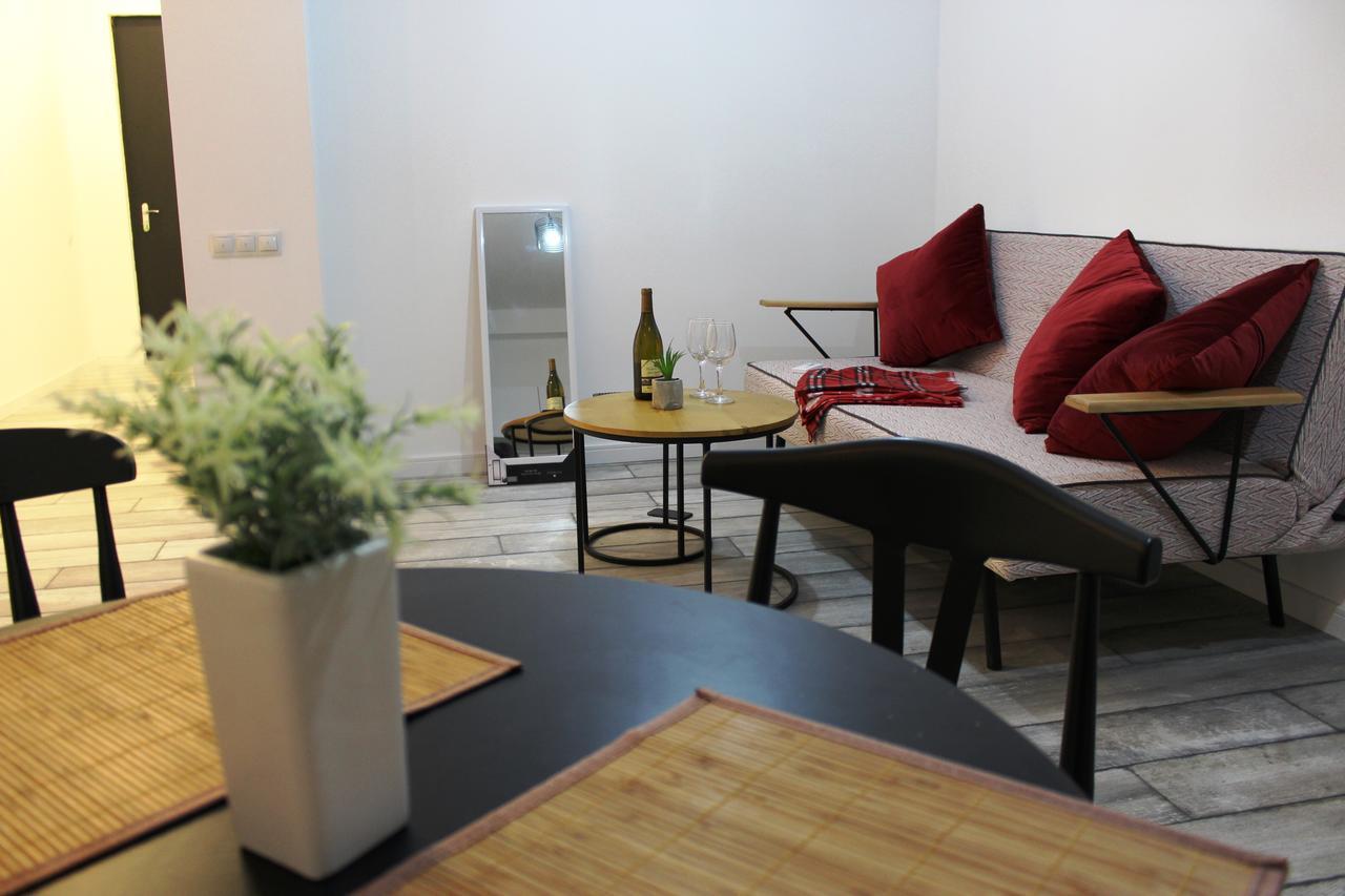 City Center Apartments By Happy Place Tbilisi Exteriör bild